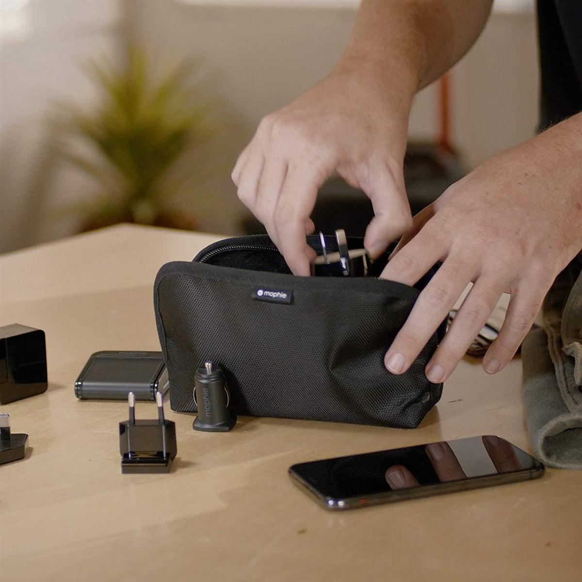 Mophie Charger Stream Global Travel Kit Black-www.firsthelptech.ie