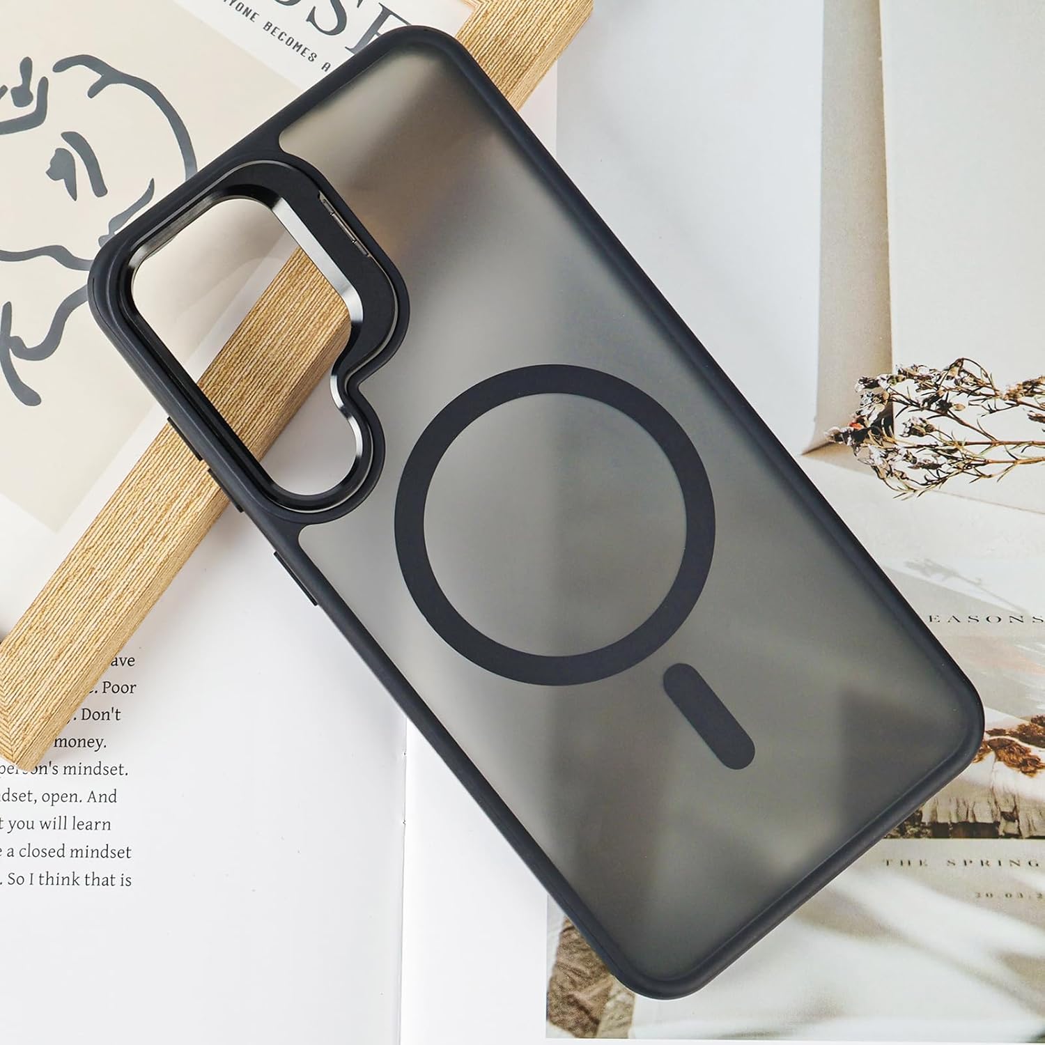 For Samsung Galaxy S24 / S25 Skin-Feel Camera Holder Magsafe Case Black