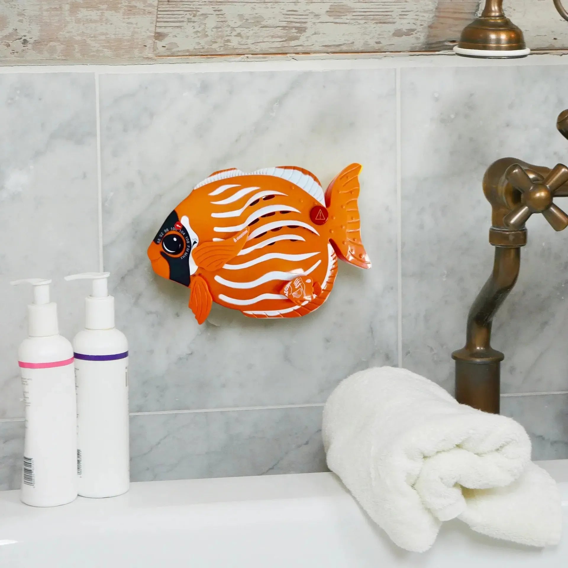 Fish Shower Radio And Bluetooth Speaker Orange & White