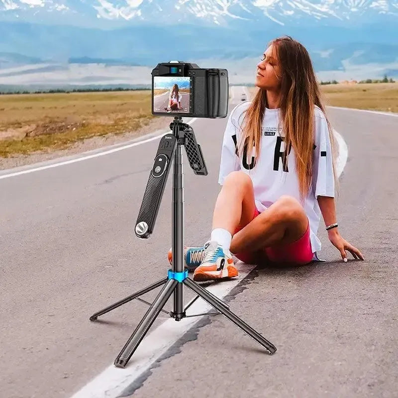 Hoco K22 Handy Aluminum Alloy Anti-Shake Live Broadcast Holder Black