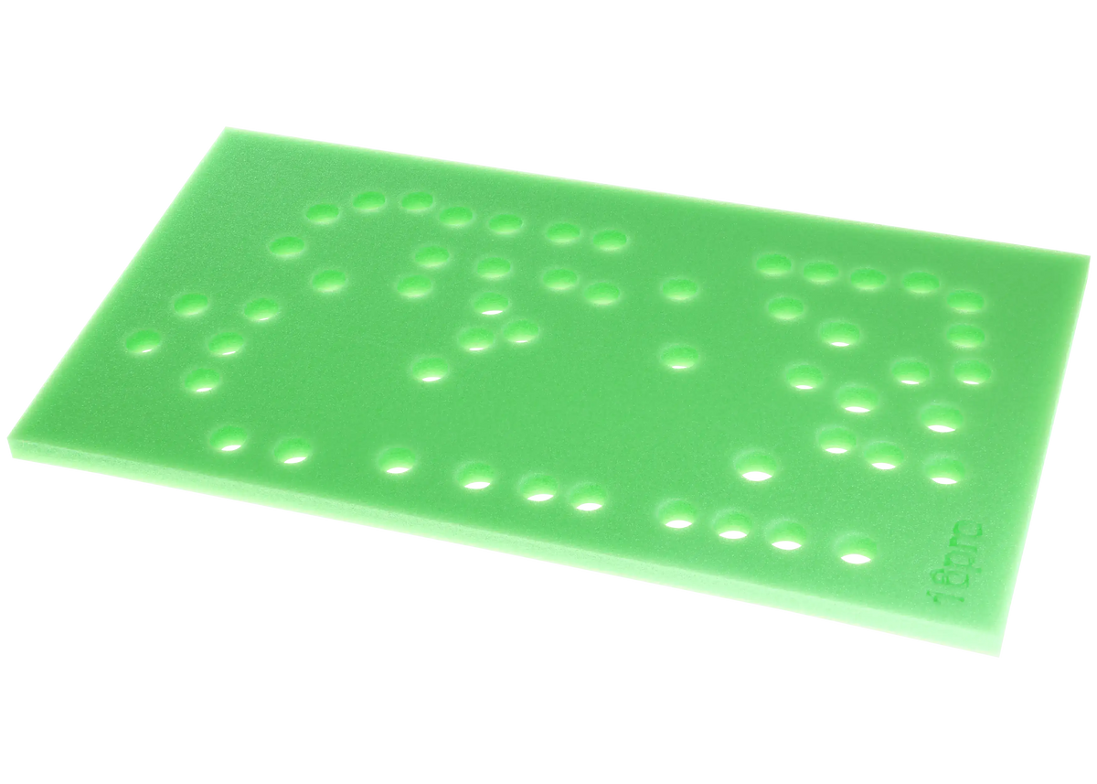 I Screws Position Mat For I Phone 16 Pro (Dottorpod)